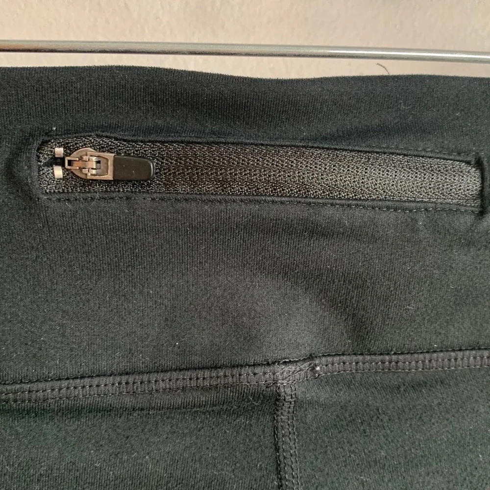 Fabletics Black Mesh Polly Capri - Picture 6 of 8